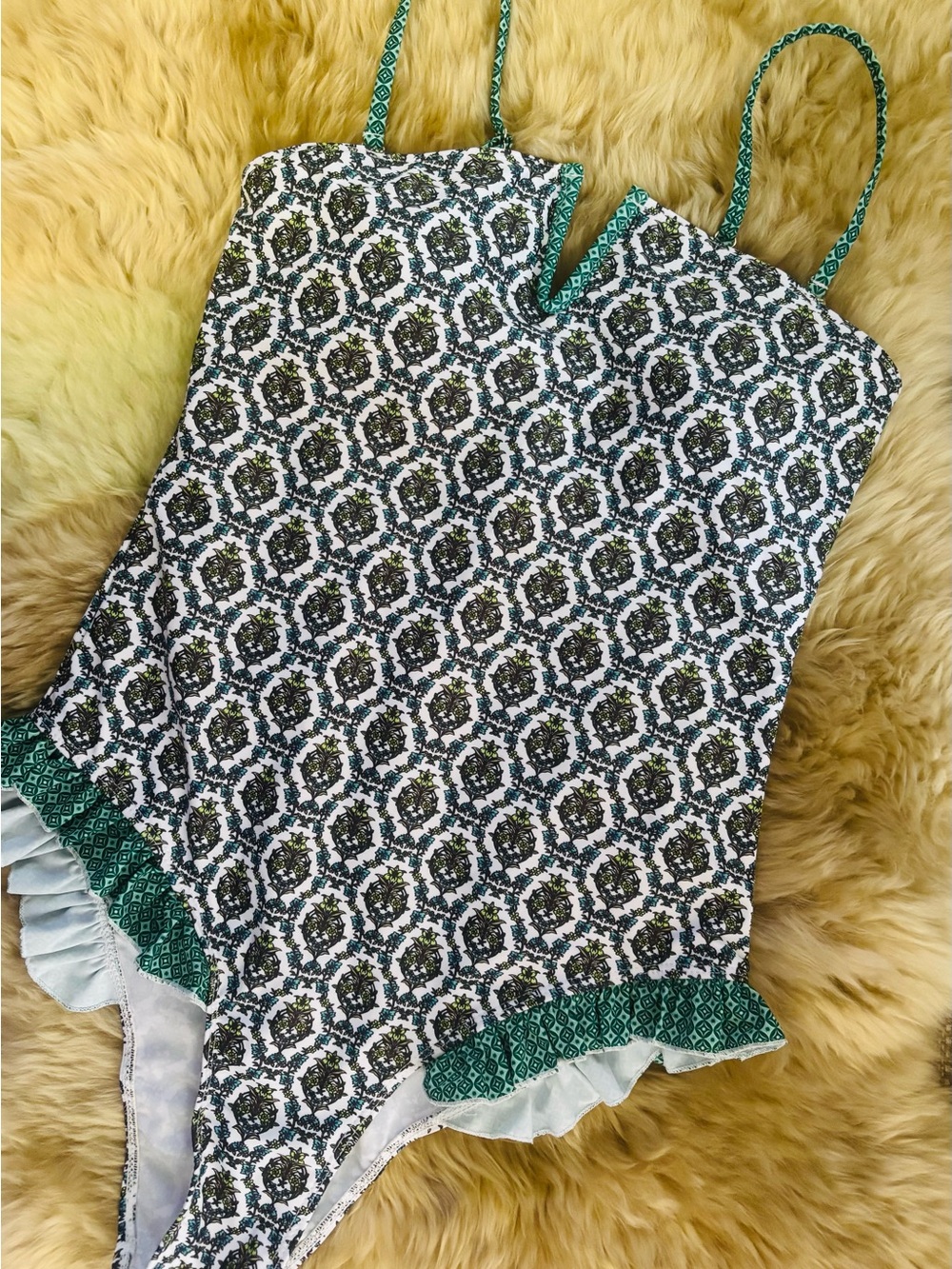 Women's patterned Large one-piece swimsuit with ruffles Tummy Control